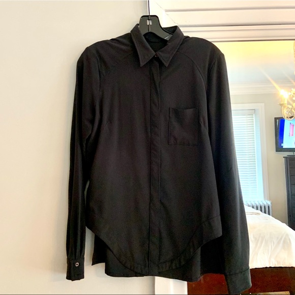 Lululemon Urbanite Button Down Shirt - Picture 1 of 8